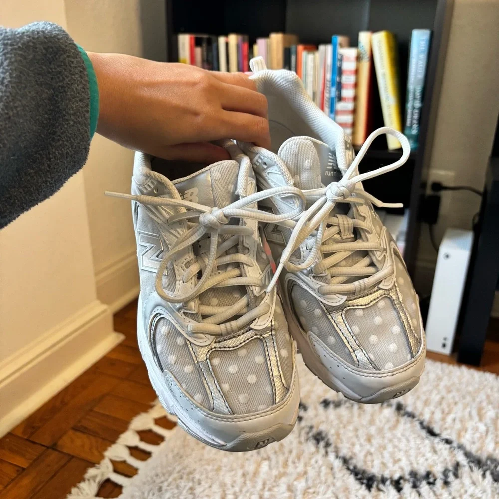 Polka Dot Anthroplogie New Balance 530 Sneakers Women’s 6.5 - Picture 2 of 7